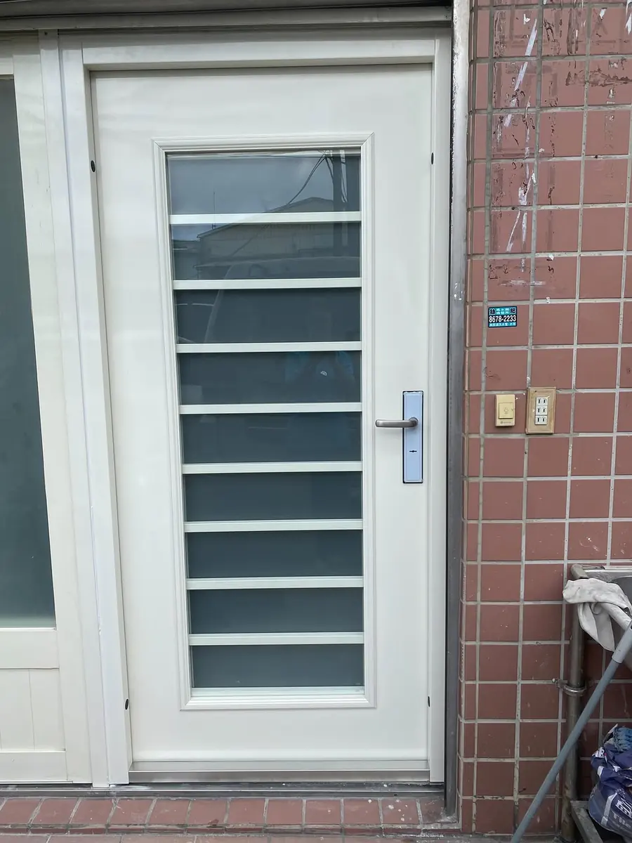 新北市樹林區單玄關門安裝施工實績照片 2