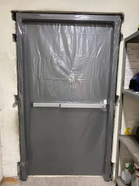 基隆市防火門安裝施工實績照片 1
