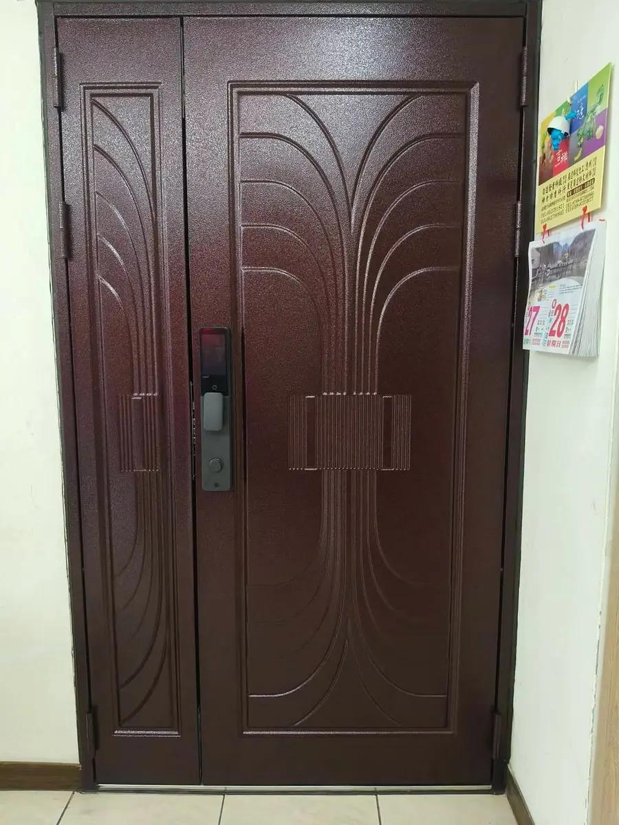 桃園市桃園區子母門安裝施工實績照片 2