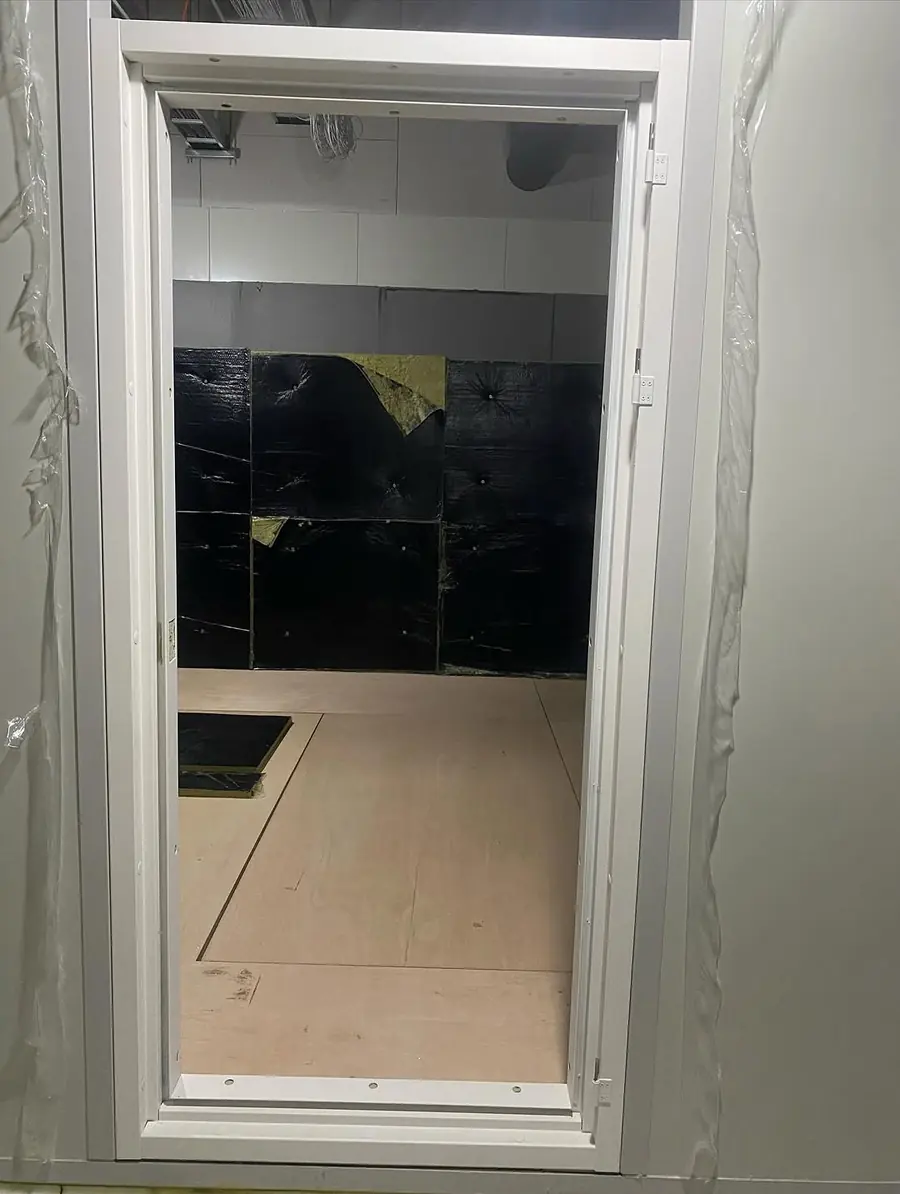 新竹縣竹北市實驗室門立框與門扇安裝實績照片 2