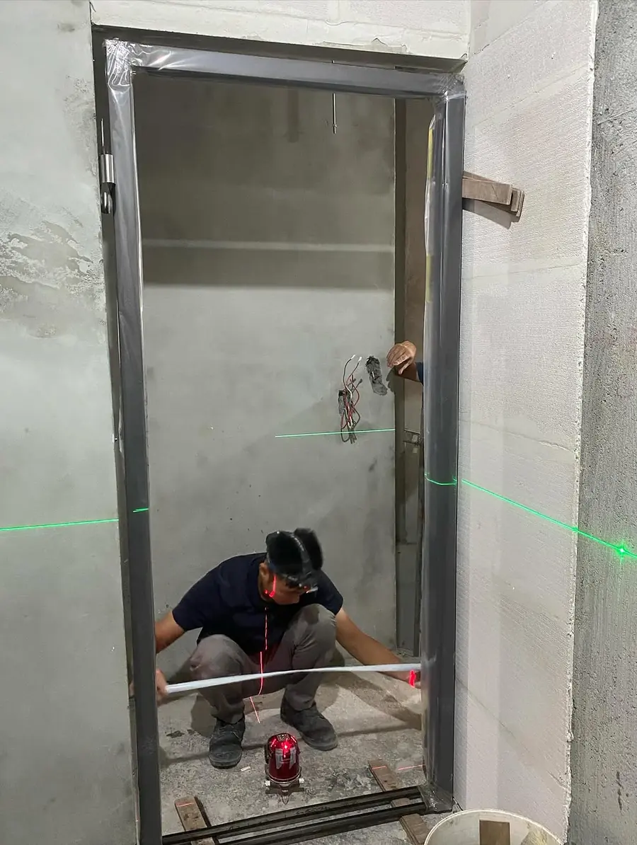 新北市中和區機房與陽台門安裝施工實績照片 5