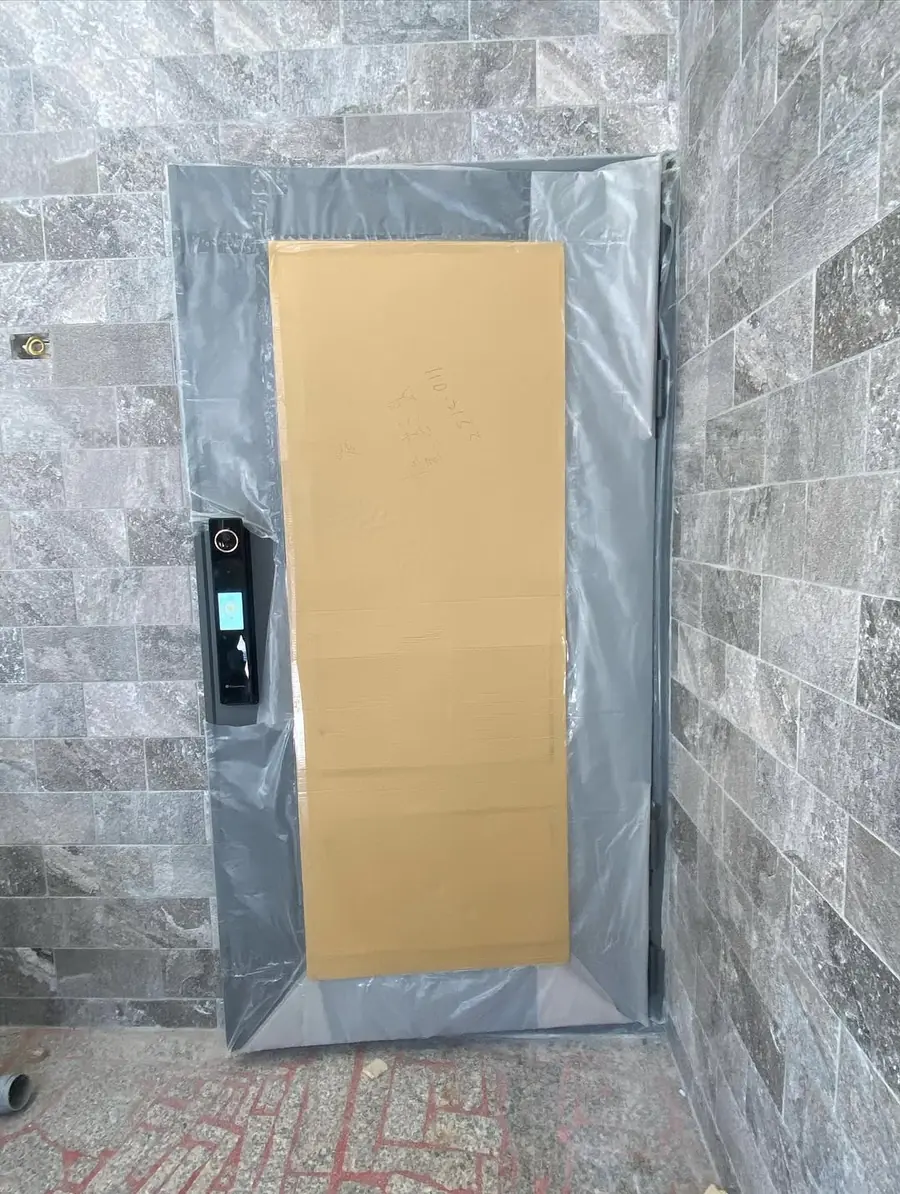 新北市鶯歌區單玄關門安裝施工實績照片 2
