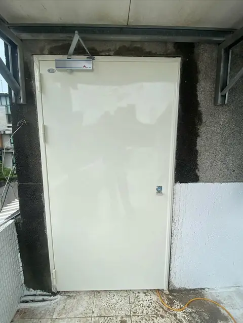 台北市防火門安裝施工實績照片 1