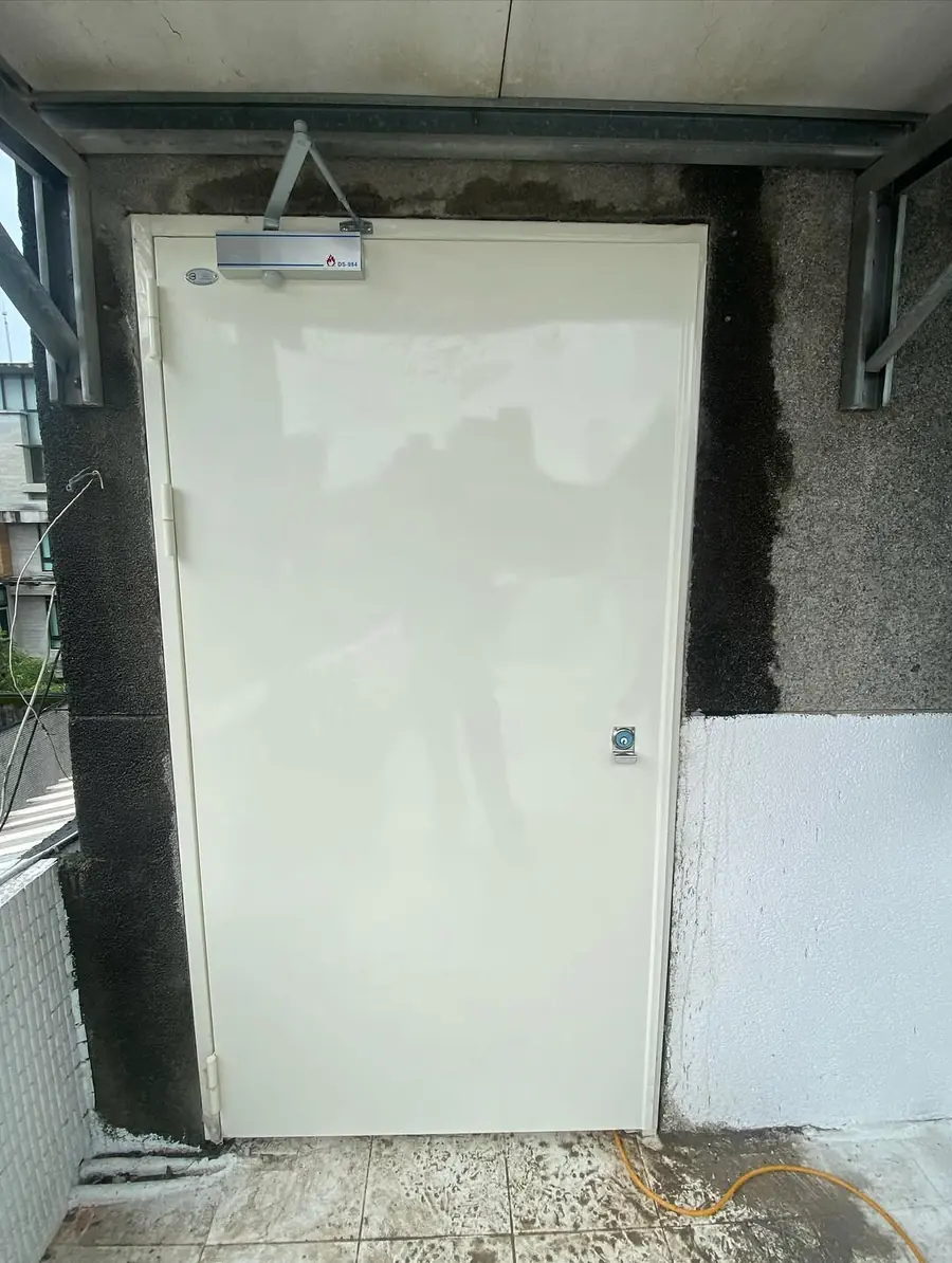 台北市防火門安裝施工實績照片 1