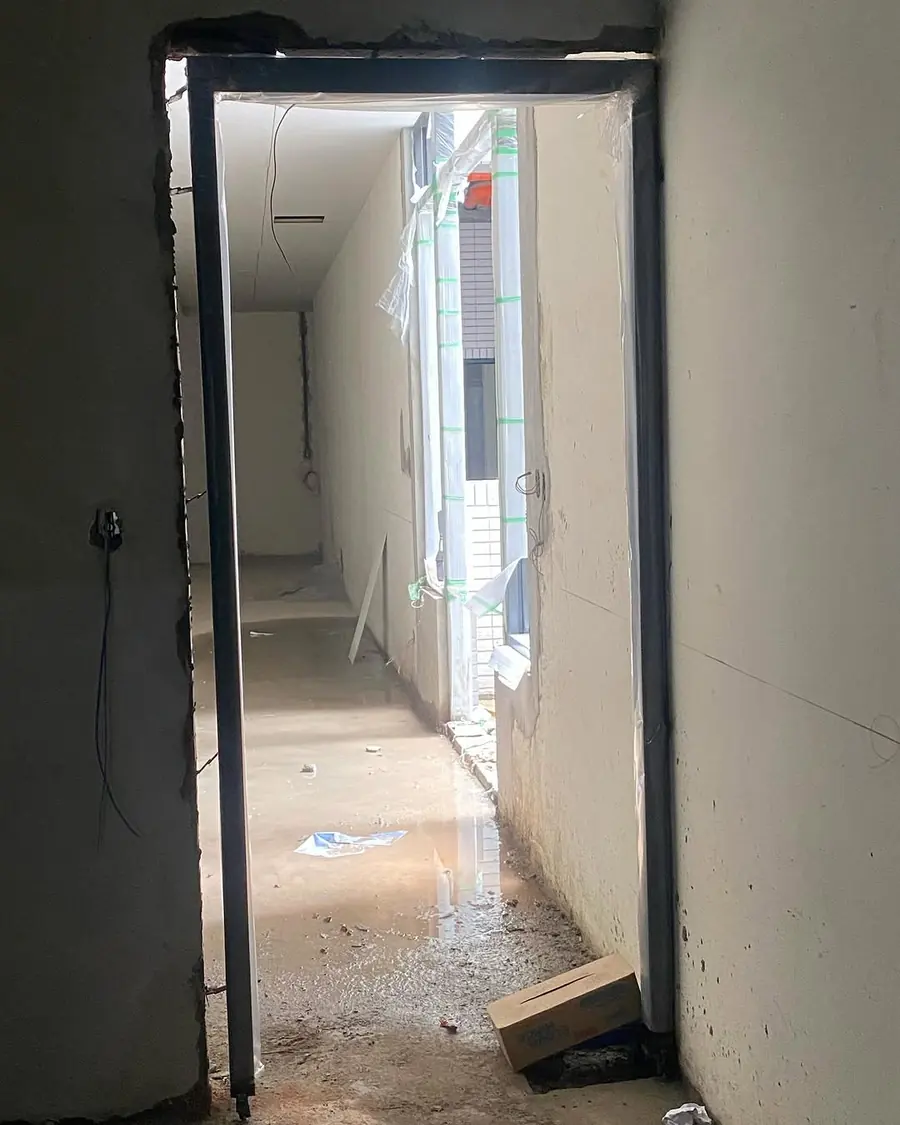 桃園市楊梅區金屬門門框安裝（立框）實績照片 2