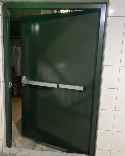 新北市土城區防火門安裝施工實績照片 1
