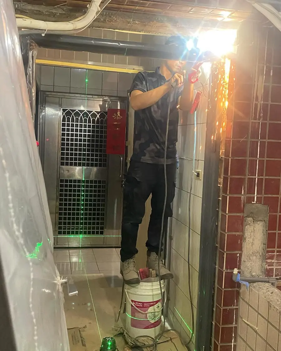新北市土城區單玄關門安裝施工實績照片 7