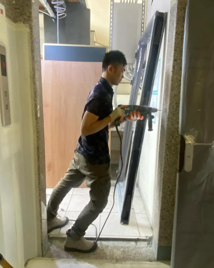 台北市單玄關門安裝施工實績照片 7