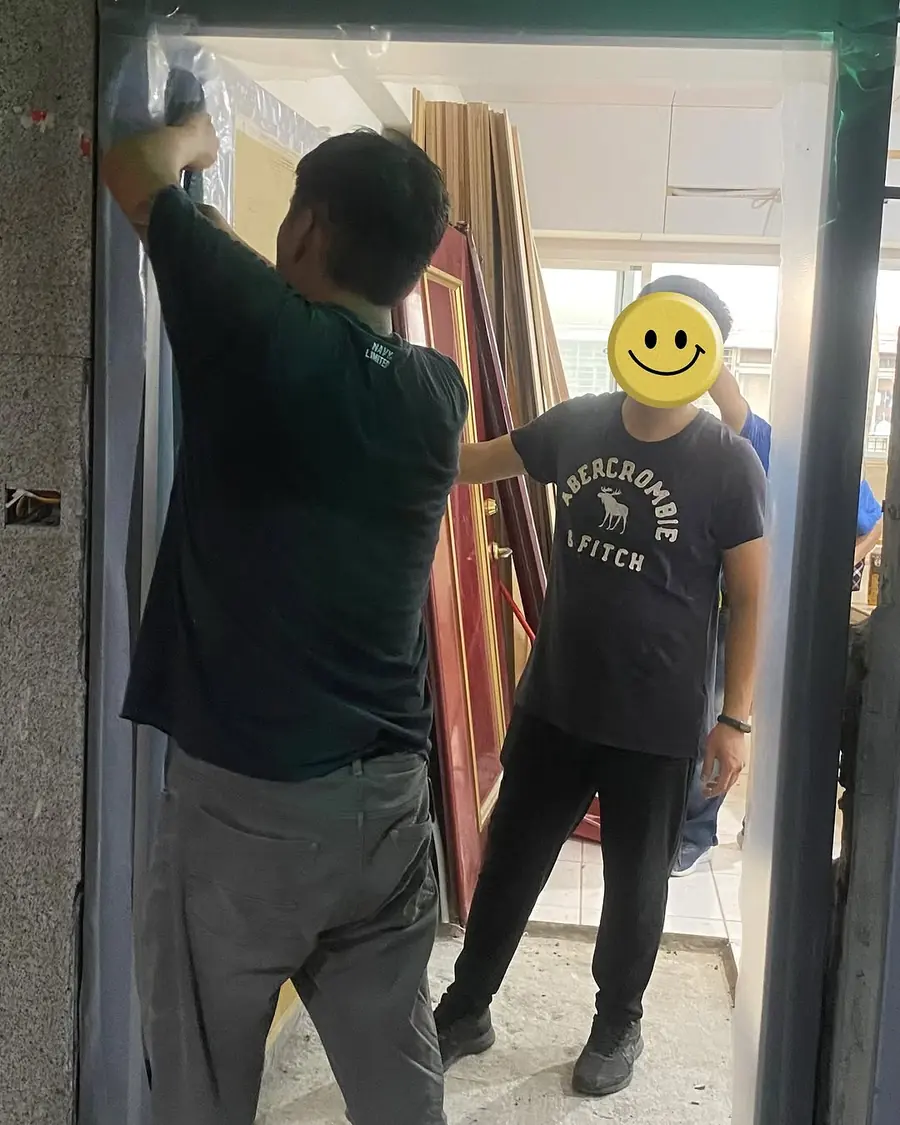 新北市土城區單玄關門安裝施工實績照片 1
