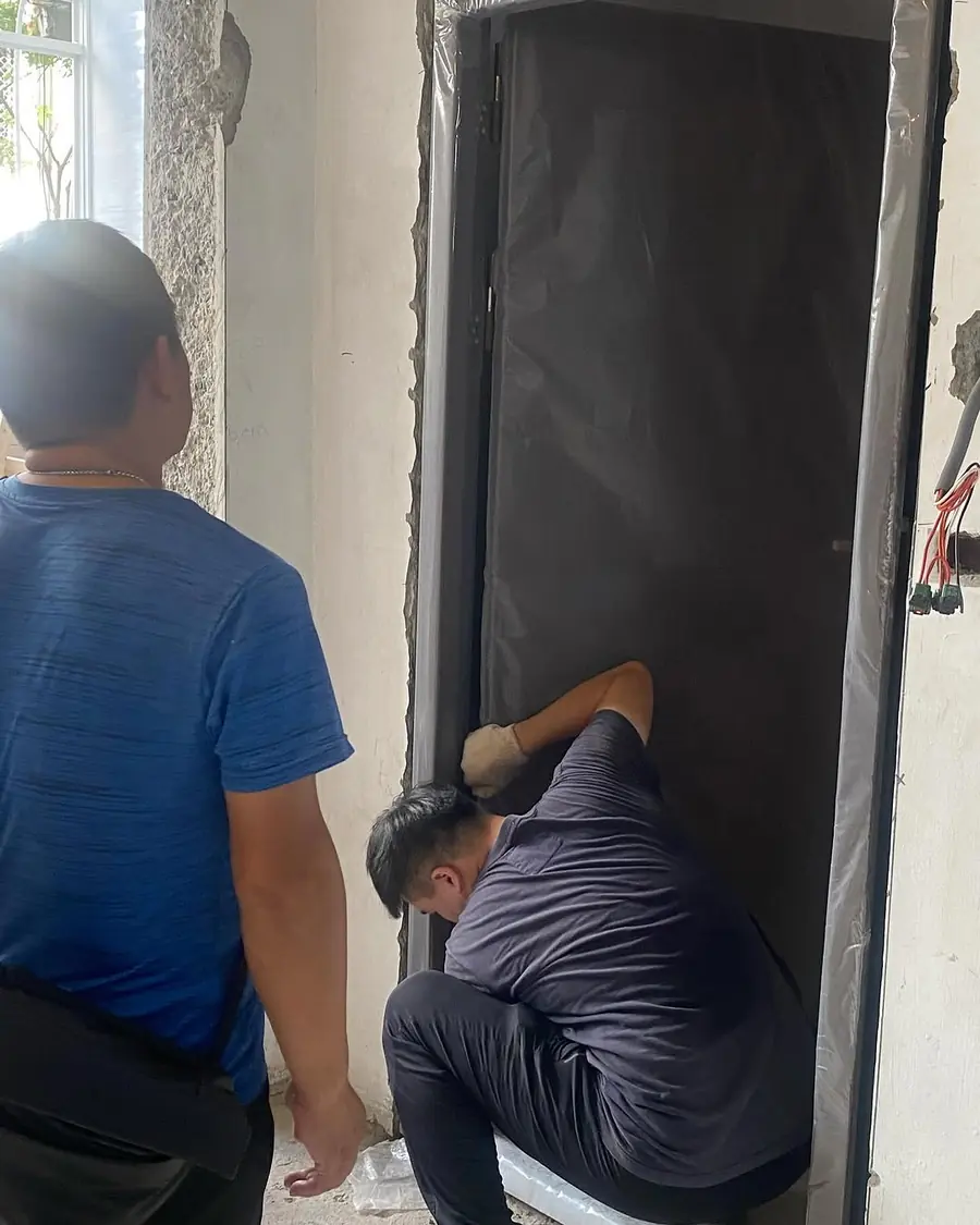 台北市內湖區單玄關門安裝施工實績照片 2