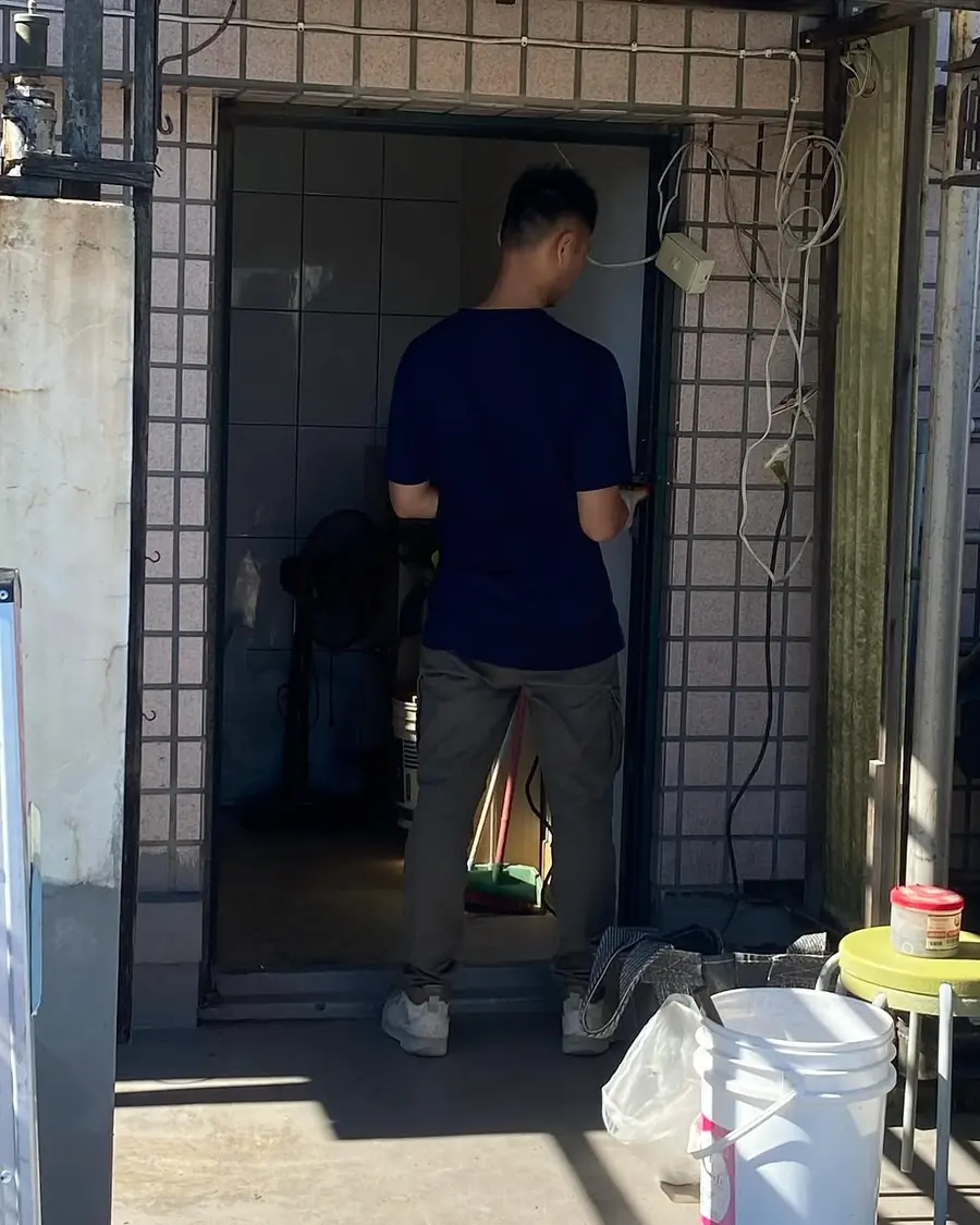 新北市永和區防火門舊門拆除實績照片 2