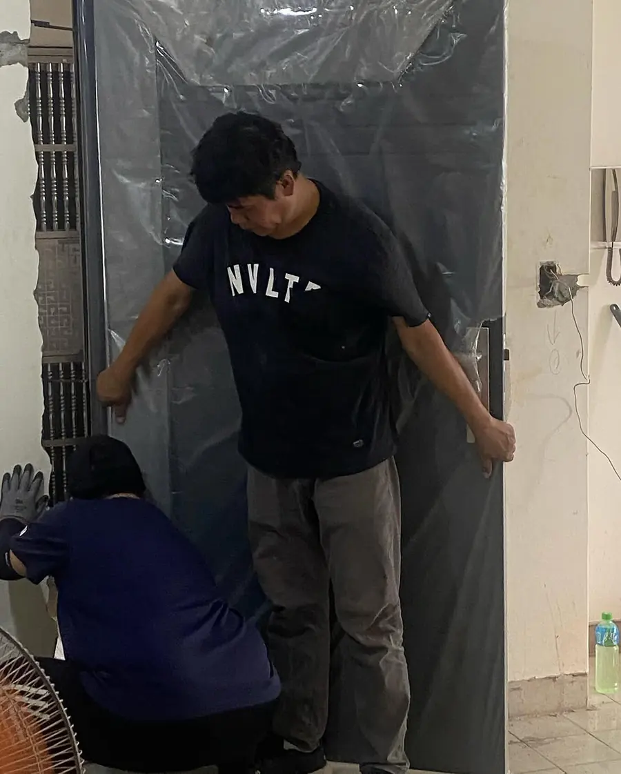 台北市單玄關門安裝施工實績照片 3