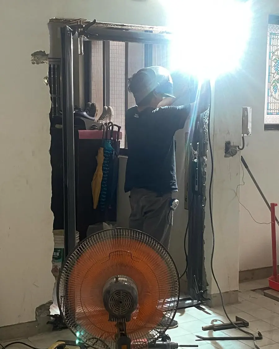 台北市單玄關門安裝施工實績照片 7