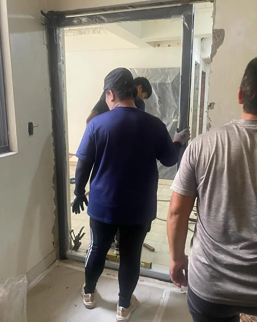 台北市單玄關門安裝施工實績照片 8
