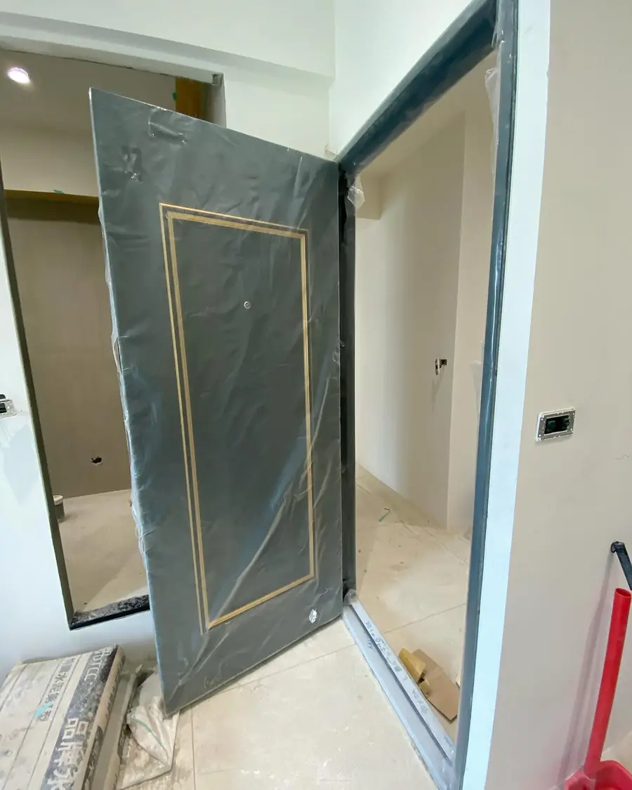 台北市單玄關門安裝施工實績照片 2