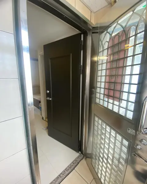 台北市南港區單玄關門門框現場美容噴漆實績照片 1