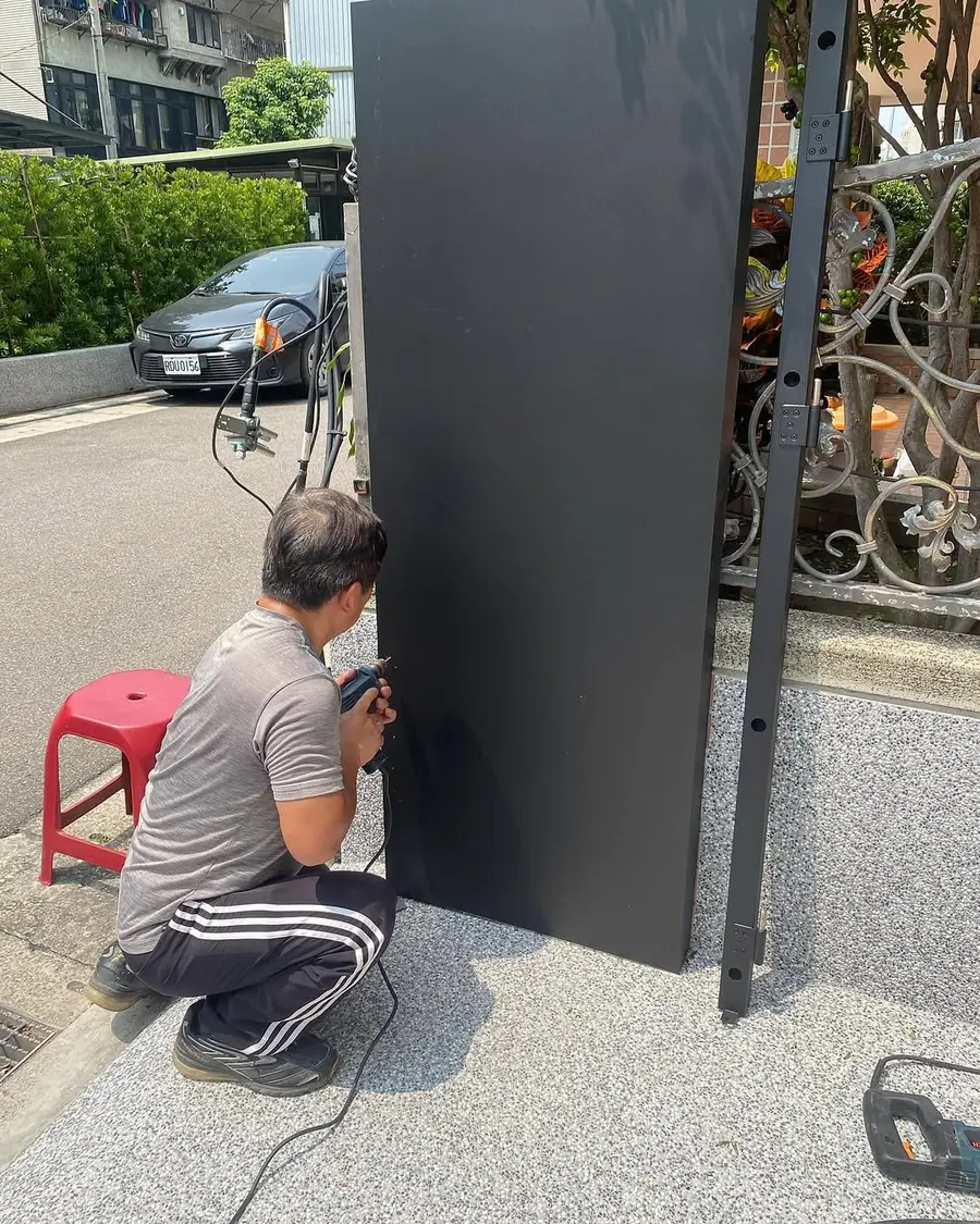 台北市北投區鐵柵門安裝施工實績照片 4