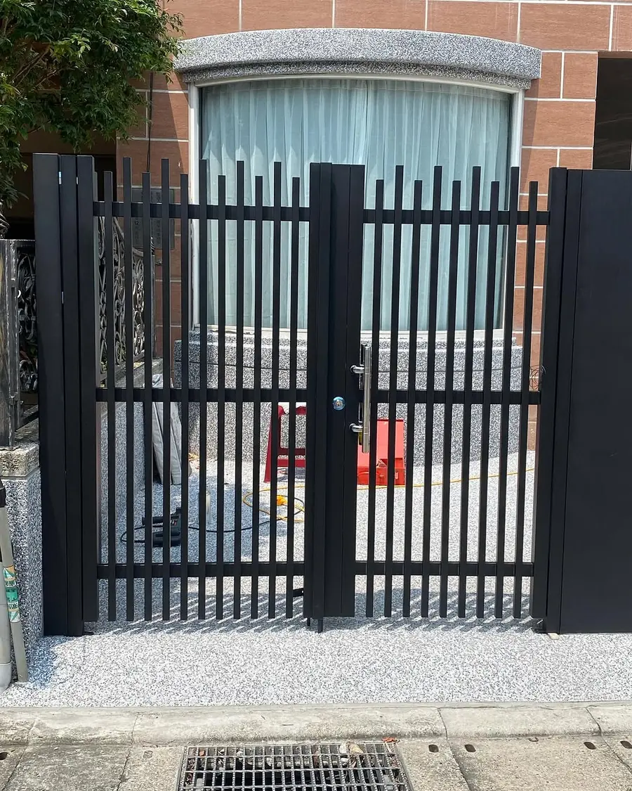 台北市北投區鐵柵門安裝施工實績照片 5